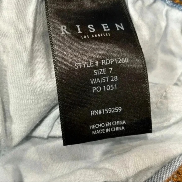 Risen Distressed Skinny Jeans Distressed Light Blue - Picture 3 of 4